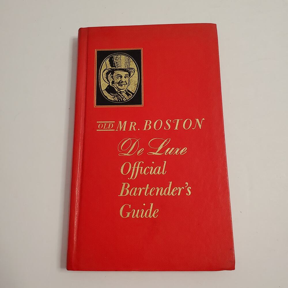 Old Mr Boston De Luxe Official Bartenders Guide 1966 Vintage